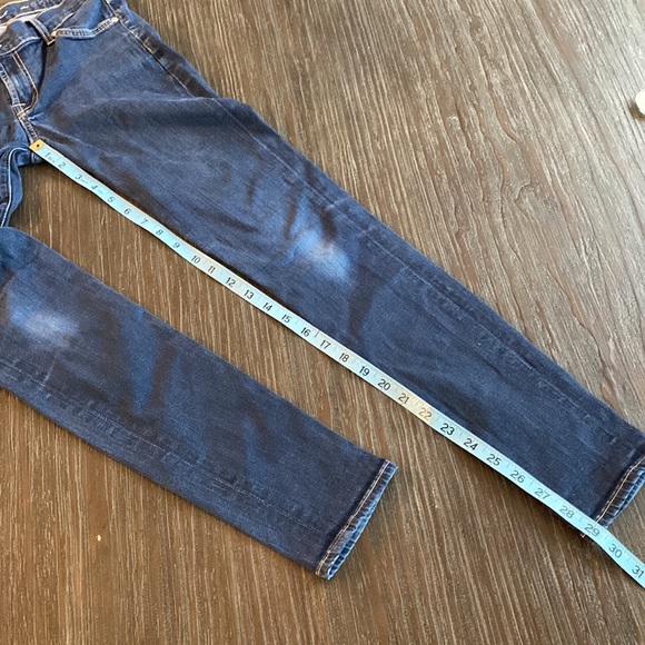 7 for all mankind ladies, denim in size 28 made in the USA. - Picture 8 of 8